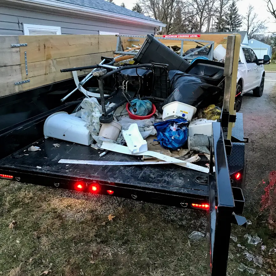 Roll-off dumpster delivered to a residential driveway in Willard